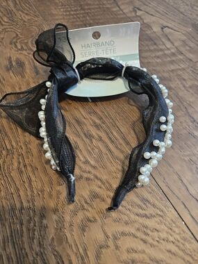 Black Sheer Pearl-Trim Hairband with Bow